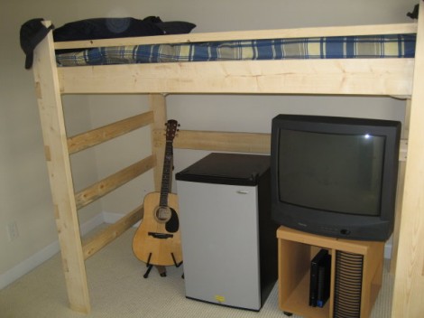 How To: Build Your Own Loft Bed | Life Lessons | College Being